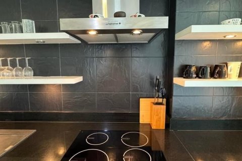 Condo à Suan Luang, Bangkok, Thaïlande, 2 chambres № 161926 - photo 2