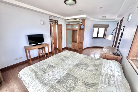 Studio in the Condo in Pattaya, Thailand  № 161922 - photo 10