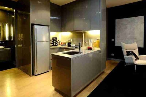 Condo in Thonburi, Bangkok, Thailand, 2 bedrooms  № 183069 - photo 5