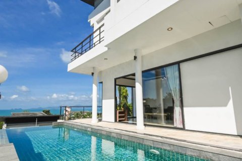 Villa in Ko Samui, Thailand 5 bedrooms № 180136 - photo 2