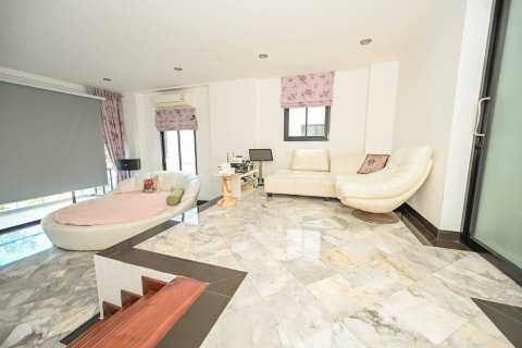 Villa in Ko Samui, Thailand 5 bedrooms № 180136 - photo 7