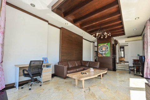 Villa in Ko Samui, Thailand 5 bedrooms № 180136 - photo 10