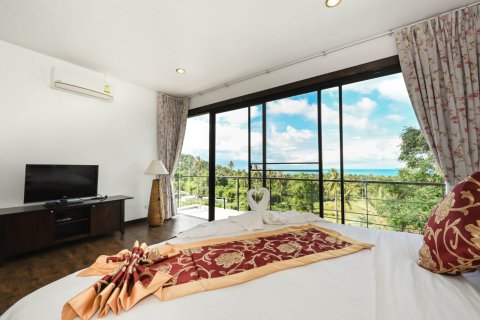 Villa in Ko Samui, Thailand 4 bedrooms № 180135 - photo 7