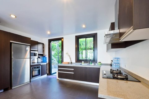 Villa in Ko Samui, Thailand 4 bedrooms № 180135 - photo 3