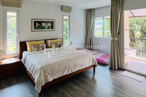 House in Phuket, Thailand 5 bedrooms № 158807 - photo 15