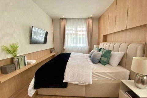 House in Pattaya, Thailand 4 bedrooms № 158810 - photo 5