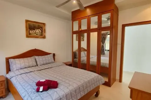 Casa de 3 dormitorios en Jomtien Beach, Pattaya, Tailandia № 210520 - foto 24