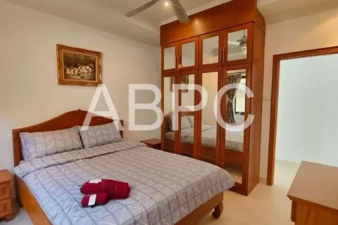 Casa de 3 dormitorios en Jomtien Beach, Pattaya, Tailandia № 210520 - foto 8