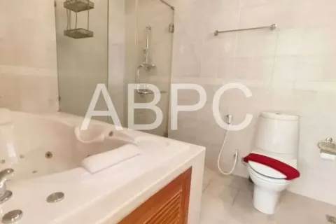 Casa de 3 dormitorios en Jomtien Beach, Pattaya, Tailandia № 210520 - foto 3