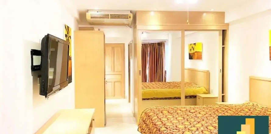 Studio in the Condo on Jomtien Beach, Pattaya, Thailand № 210523
