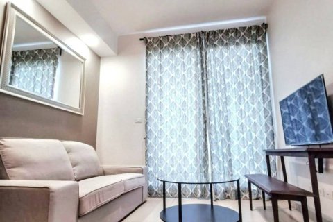 Condo in Bangkok, Thailand, 1 bedroom  № 116994 - photo 3