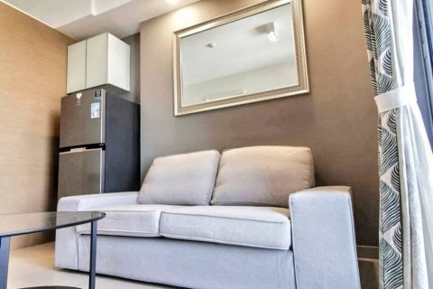 Condo in Bangkok, Thailand, 1 bedroom  № 116994 - photo 2