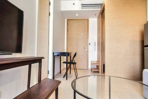 Condo in Bangkok, Thailand, 1 bedroom  № 116994 - photo 4