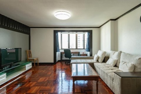 Кондоминиум с 3 спальнями в Клонг Тоэй, Бангкок, Таиланд № 170540 - фото 2