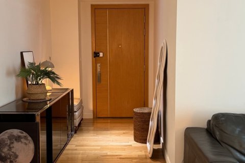 Condo in Khlong Toei, Bangkok, Thailand, 3 bedrooms  № 170543 - photo 2