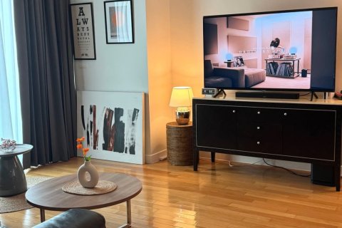 Condo in Khlong Toei, Bangkok, Thailand, 3 bedrooms  № 170543