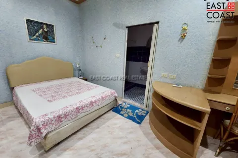 Casa de 6 dormitorios en Jomtien Beach, Pattaya, Tailandia № 212721 - foto 13