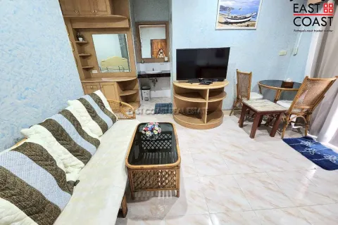 Casa de 6 dormitorios en Jomtien Beach, Pattaya, Tailandia № 212721 - foto 28
