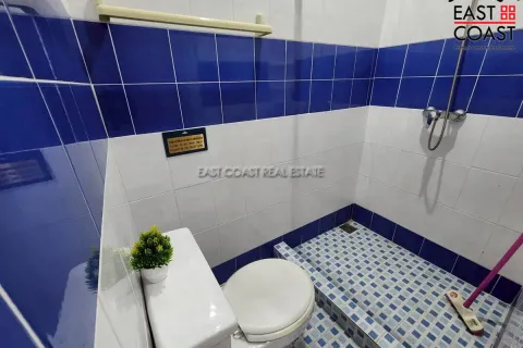 Casa de 6 dormitorios en Jomtien Beach, Pattaya, Tailandia № 212721 - foto 7