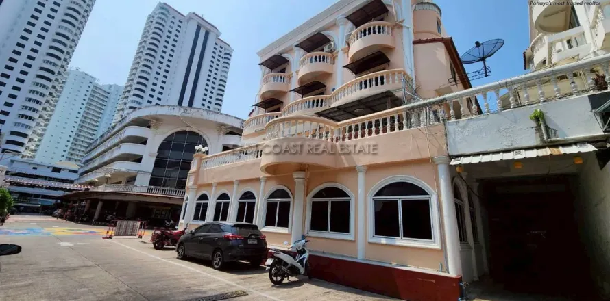Casa de 6 dormitorios en Jomtien Beach, Pattaya, Tailandia № 212721