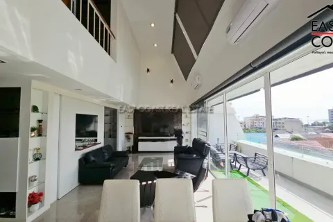 Condominio de 3 dormitorios en Jomtien Beach, Pattaya, Tailandia № 212720 - foto 4