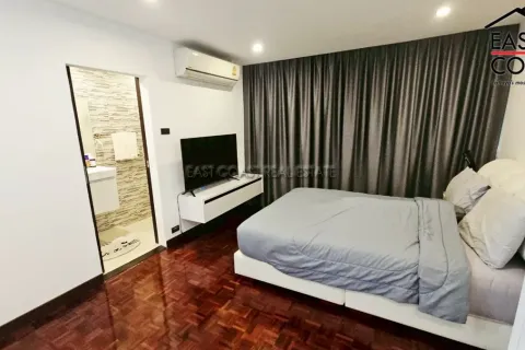 Condominio de 3 dormitorios en Jomtien Beach, Pattaya, Tailandia № 212720 - foto 14