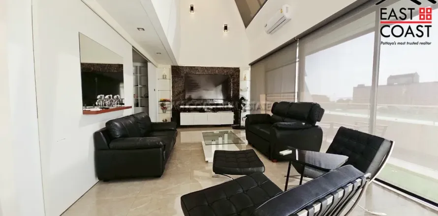 Condominio de 3 dormitorios en Jomtien Beach, Pattaya, Tailandia № 212720