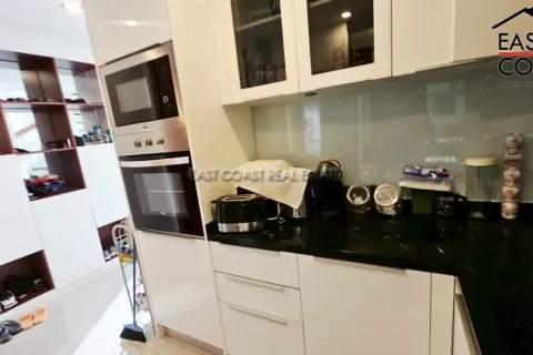 Condominio de 3 dormitorios en Jomtien Beach, Pattaya, Tailandia № 212720 - foto 12