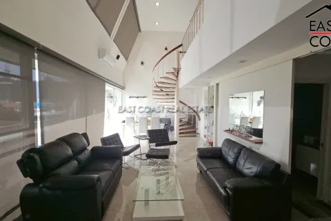 Condominio de 3 dormitorios en Jomtien Beach, Pattaya, Tailandia № 212720 - foto 3