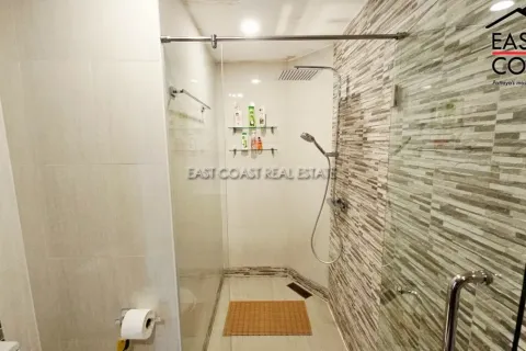Condominio de 3 dormitorios en Jomtien Beach, Pattaya, Tailandia № 212720 - foto 24