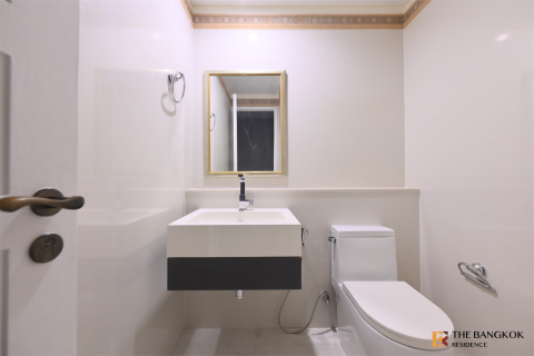 Condo in Bangkok, Thailand, 3 bedrooms  № 188584