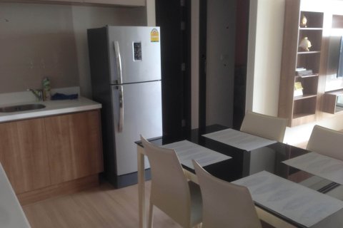 Condo in Sathon, Bangkok, Thailand, 2 bedrooms  № 149340 - photo 10