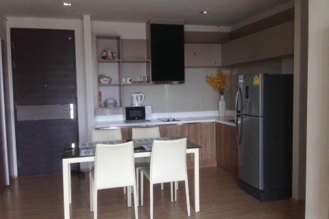 Condo in Sathon, Bangkok, Thailand, 2 bedrooms  № 149340 - photo 8