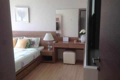 Condo in Sathon, Bangkok, Thailand, 2 bedrooms  № 149340 - photo 19