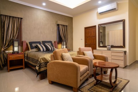 Villa in Pattaya, Thailand 6 bedrooms № 149341 - photo 14