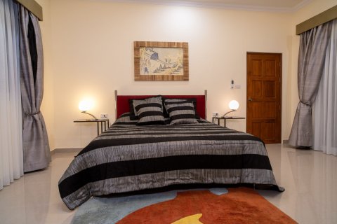 Villa in Pattaya, Thailand 6 bedrooms № 149341 - photo 21
