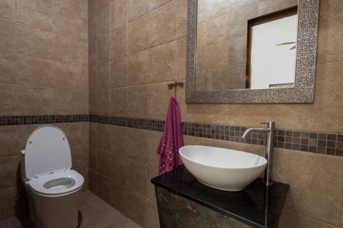 Villa in Pattaya, Thailand 6 bedrooms № 149341 - photo 29