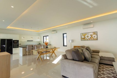 Вилла в Хуа Хине, Таиланд с 3 спальнями № 173057 - фото 7