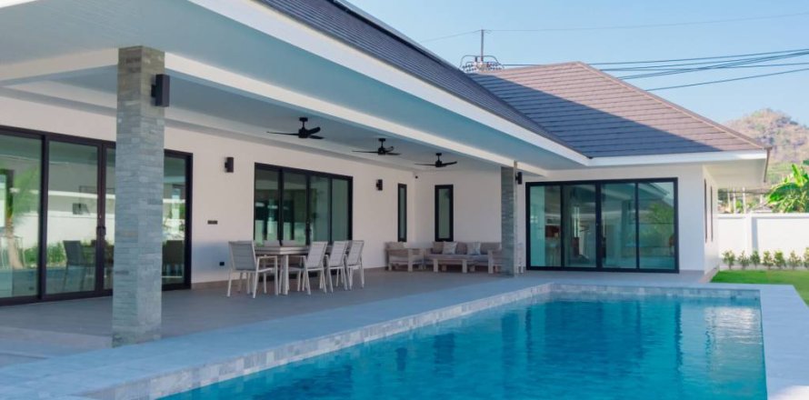 Вилла в Хуа Хине, Таиланд с 3 спальнями № 173057