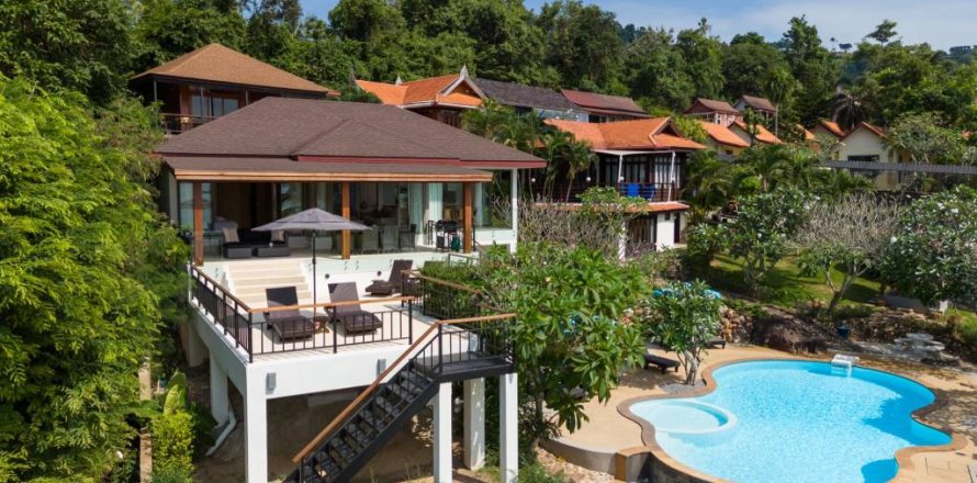 Вилла в Сураттхани, Таиланд с 3 спальнями  № 173053