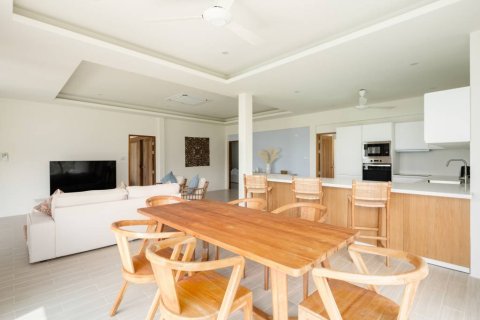 Вилла в Сураттхани, Таиланд с 3 спальнями  № 173053 - фото 9