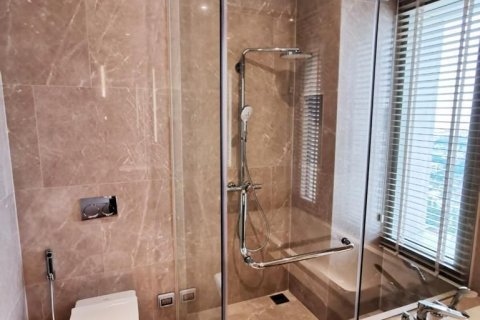 Кондоминиум с 2 спальнями в Кхлонг Сане, Бангкок, Таиланд № 163415 - фото 13