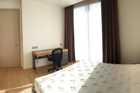 Кондоминиум с 2 спальнями в Кхлонг Сане, Бангкок, Таиланд № 163415 - фото 8