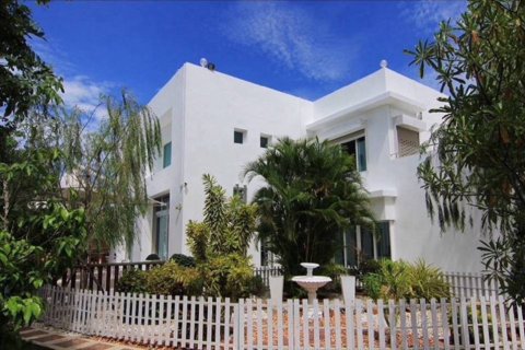 Villa à Hua Hin, Thaïlande 4 chambres № 173020 - photo 5