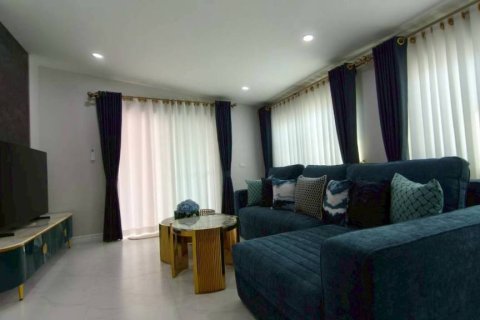 Villa à Pattaya, Thaïlande 4 chambres № 173024 - photo 4