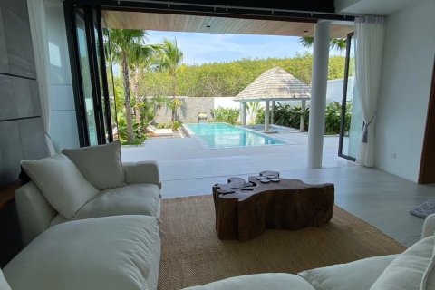 Villa in Phuket, Thailand 4 bedrooms № 160750 - photo 12