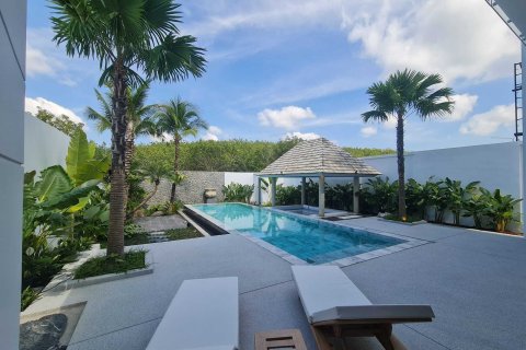 Villa in Phuket, Thailand 4 bedrooms № 160750 - photo 5