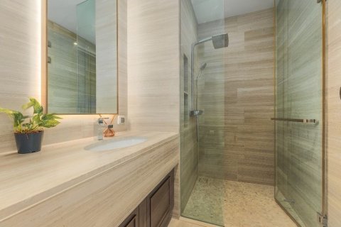Кондоминиум с 3 спальнями в Ваттхане, Бангкок, Таиланд № 160748 - фото 16