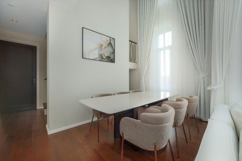 Кондоминиум с 3 спальнями в Ваттхане, Бангкок, Таиланд № 160748 - фото 2