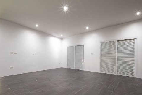 Villa in Phuket, Thailand 3 bedrooms № 160745 - photo 25